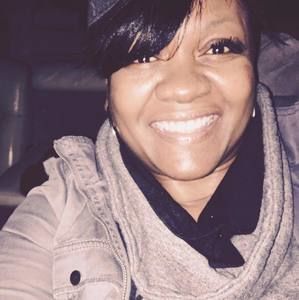 Meet your Posher, Mia